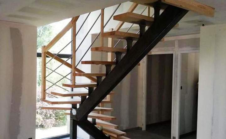 Escaliers bois avec limon métal Dordogne (24)